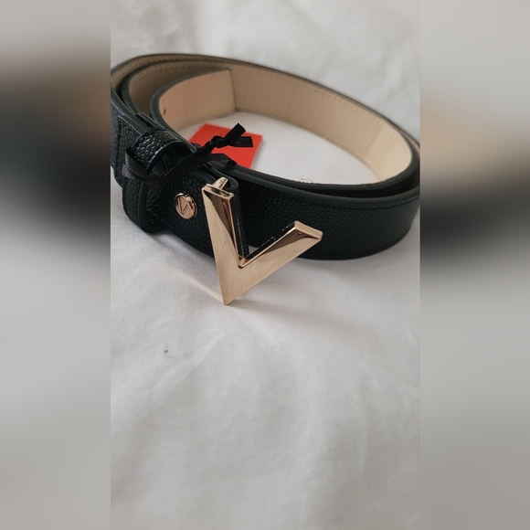 AUTH VALENTINO V  BELT - Picture 2 of 8